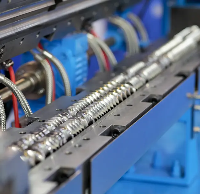 Радни процес и мере предострожности при раду двопужног гранулатора пене